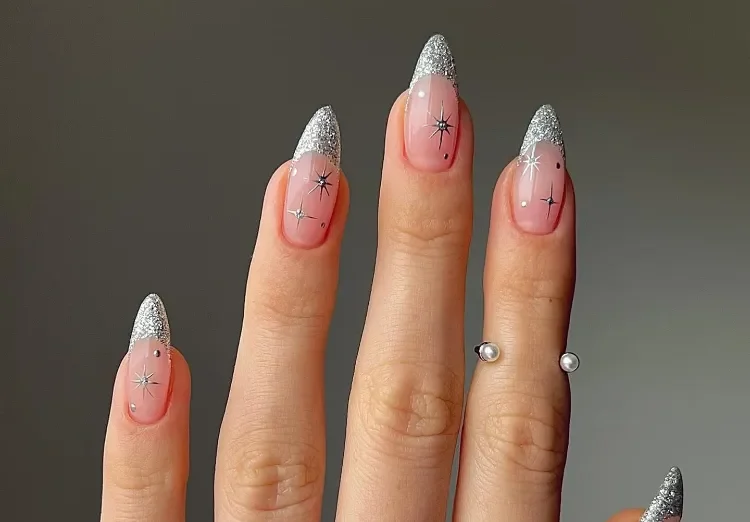 17 Elegant & Festive Thanksgiving Nail Ideas to Complete Your Look