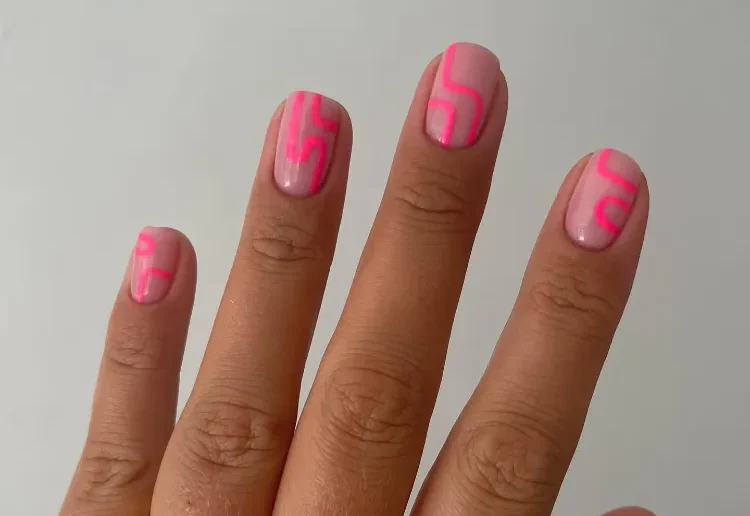 21 Gorgeous End of Summer Nail Ideas to Close the Season in Style