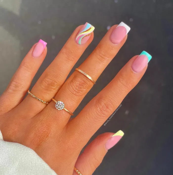15 French Tip Nails That Feel Fresh, Minimal, and So Pretty
